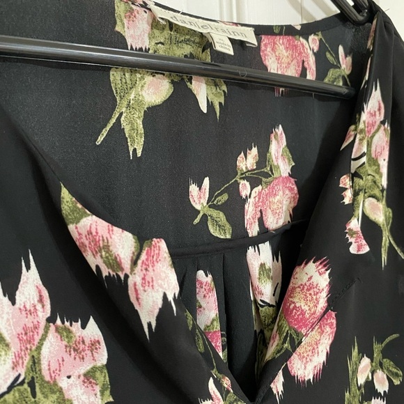 Women’s floral blouse. SIZE XL. VGUC - Picture 3 of 3